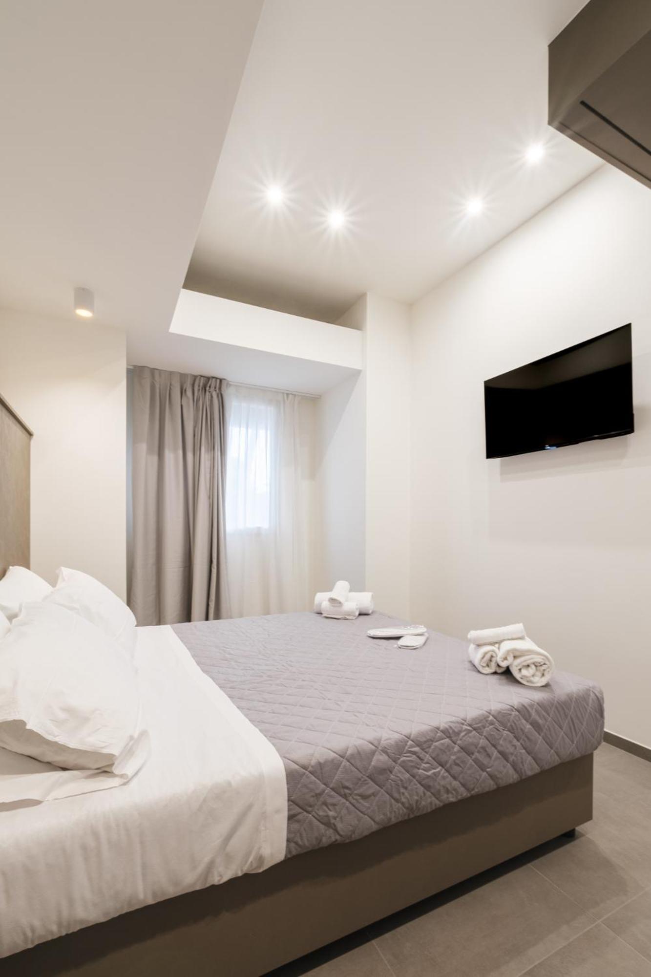 Residence Goldoni6 Suite Apartment Rimini Exterior photo